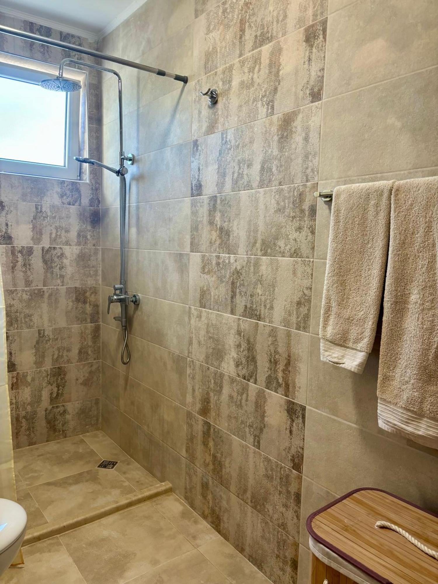 Triumph Apartment Burgas Luaran gambar
